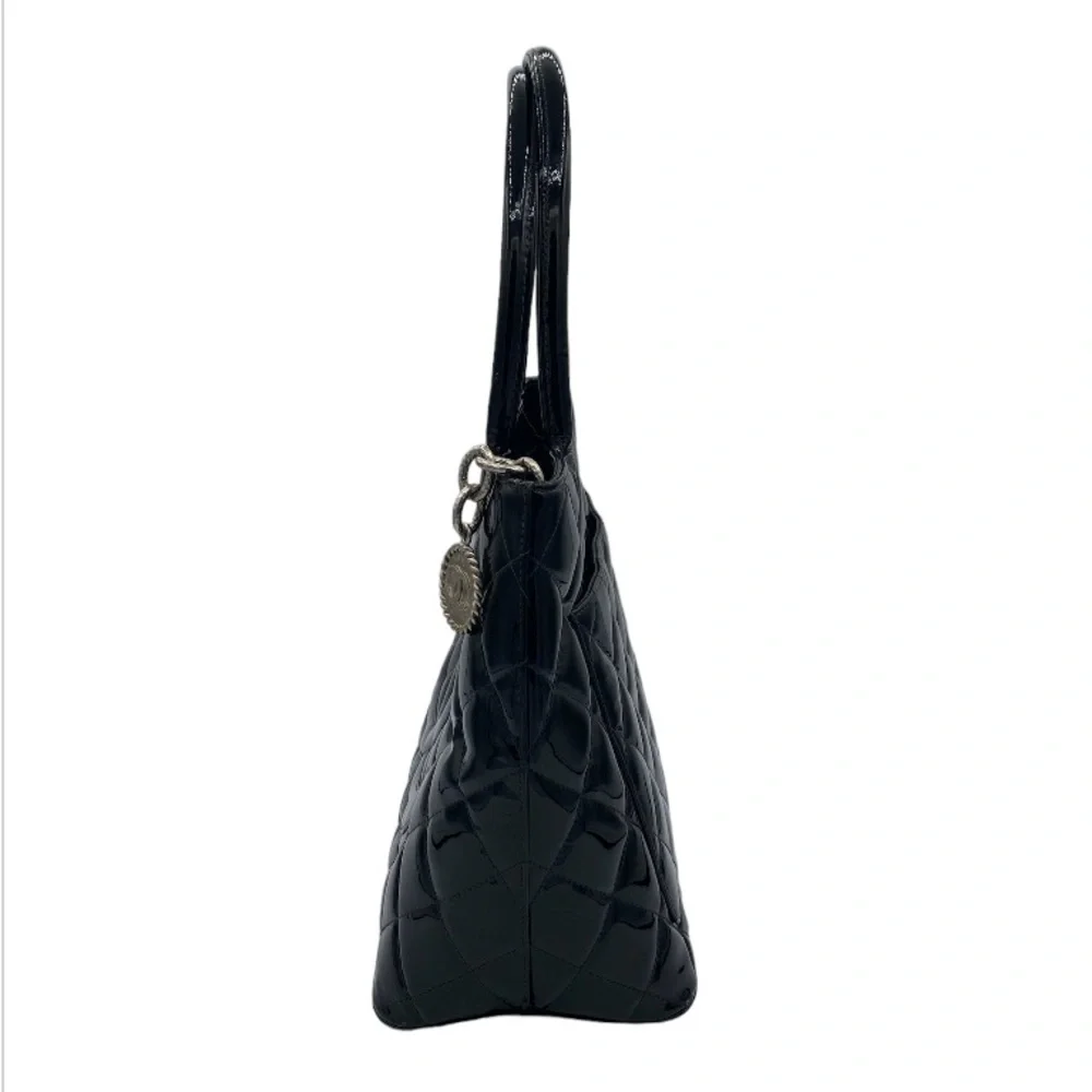CHANEL Quilted Medallion Tote in Patent Black - Picture 2 of 10